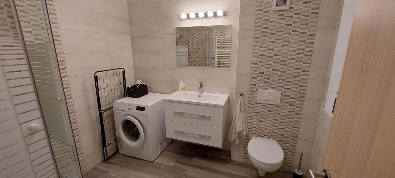 Laguna Beach Apartmanok ชิโอฟก ภายนอก รูปภาพ