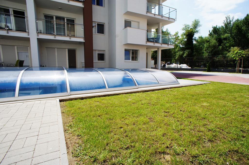 Laguna Beach Apartmanok ชิโอฟก ภายนอก รูปภาพ