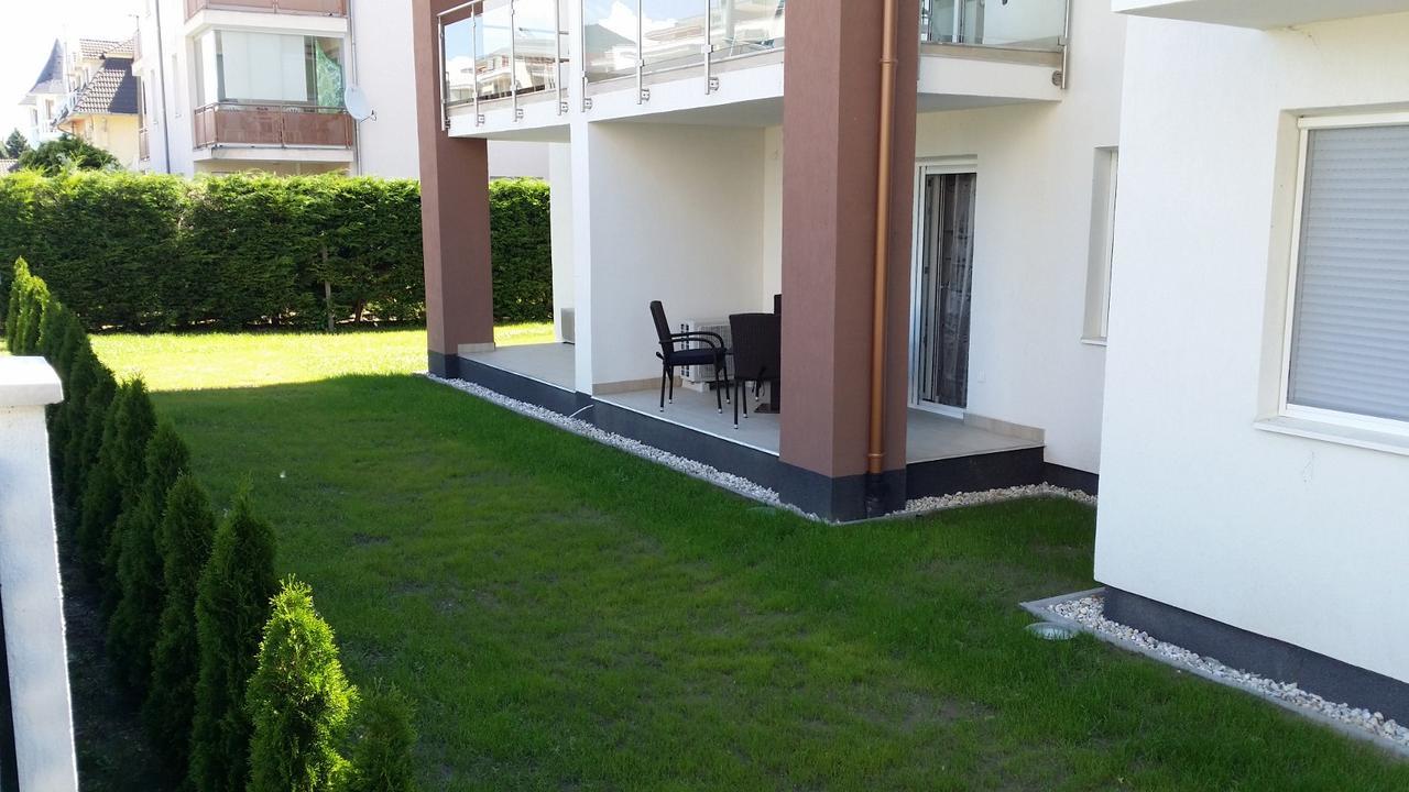 Laguna Beach Apartmanok ชิโอฟก ภายนอก รูปภาพ