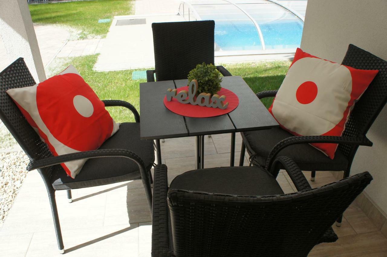 Laguna Beach Apartmanok ชิโอฟก ภายนอก รูปภาพ